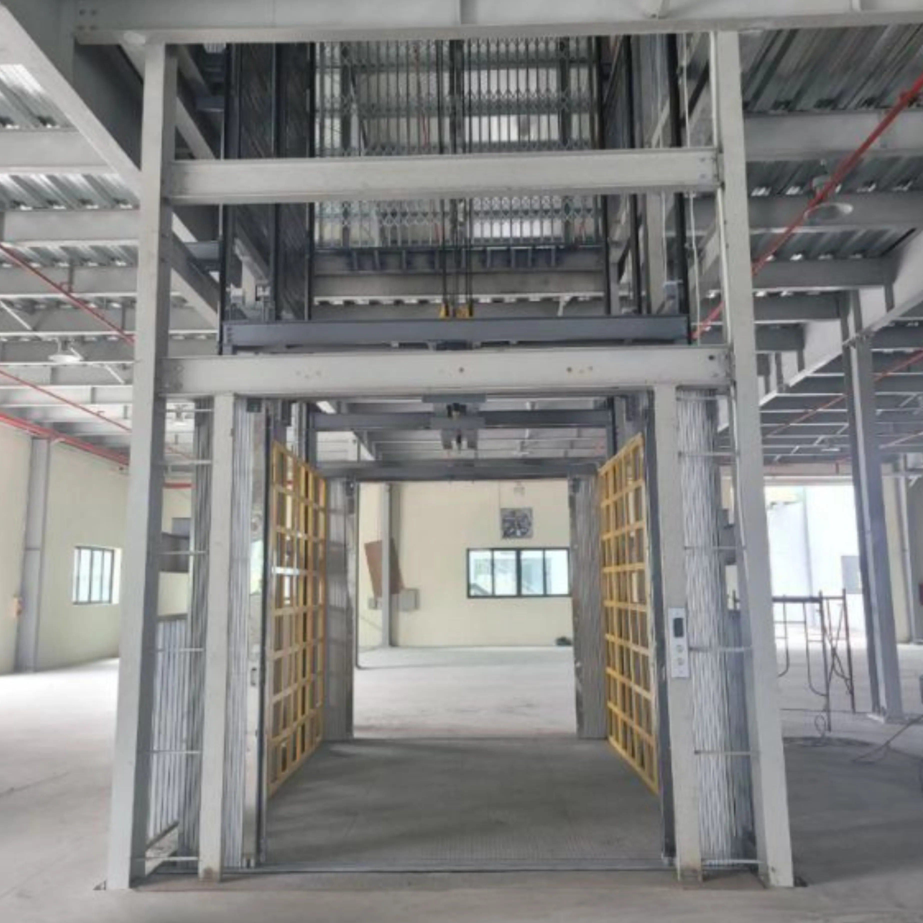 Thang máy tời hàng 3000kg chuyên dụng cho nhà máy, kho xưởng lớn